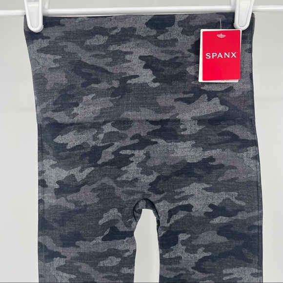 SPANX NWT LOOK AT ME NOW HIGH RISE SEAMLESS LEGGINGS HEATHER CAMO EXTRA SMALL - Picture 5 of 8